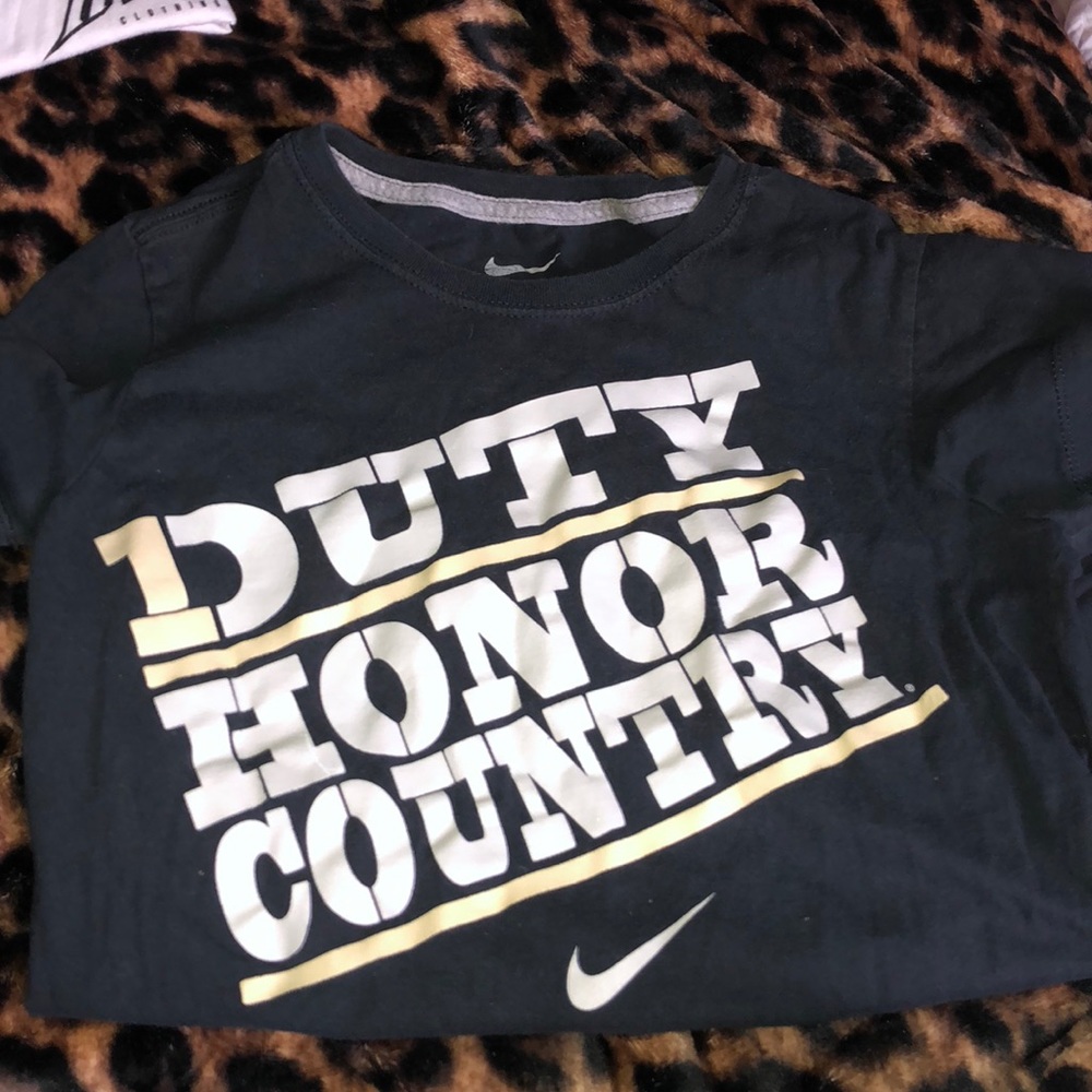 Nike t-shirt